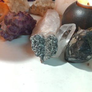 Orgonita / Electronite Hoja Corazón decorativa