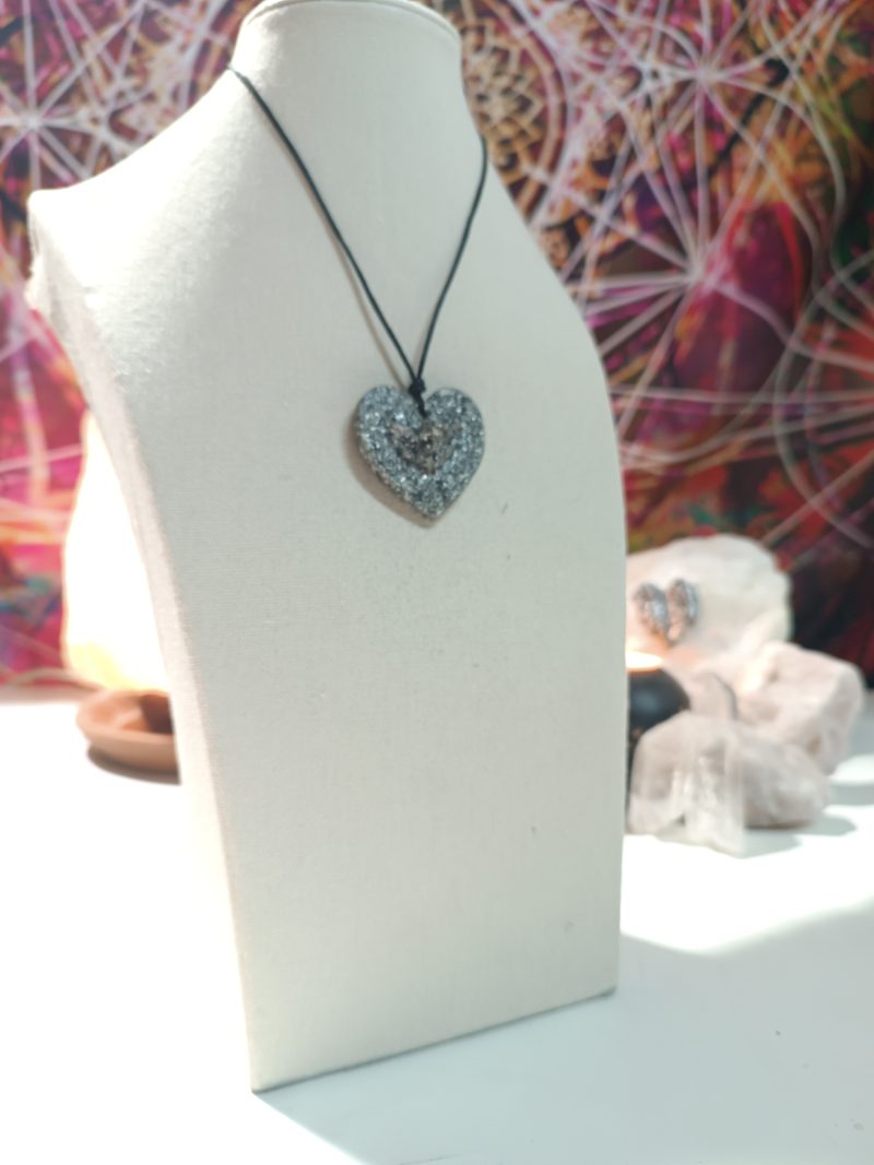 Orgonita / Electronite Colgante Corazón con Angelito - Imagen 2