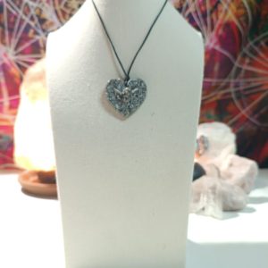 Orgonita / Electronite Colgante Corazón con Angelito