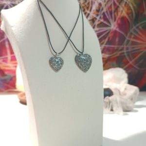 Orgonita / Electronite Colgante Corazón. Grande y Pequeño.