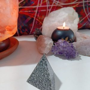 Orgonita / Electronite Pirámide Pequeña 3 lados