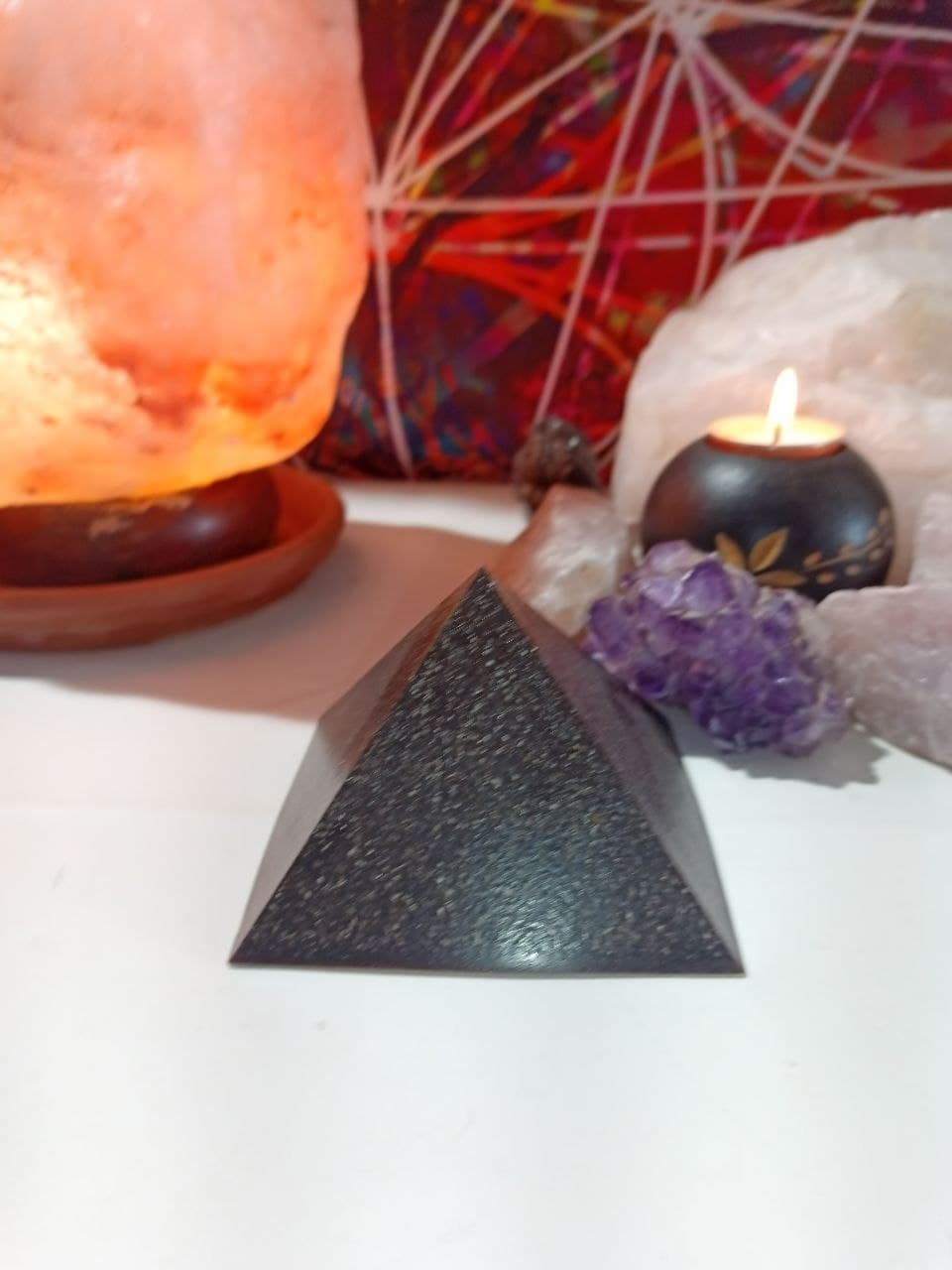 Orgonita VIRUTA DE HIERRO Pirámide Grande 4 lados - Imagen 2