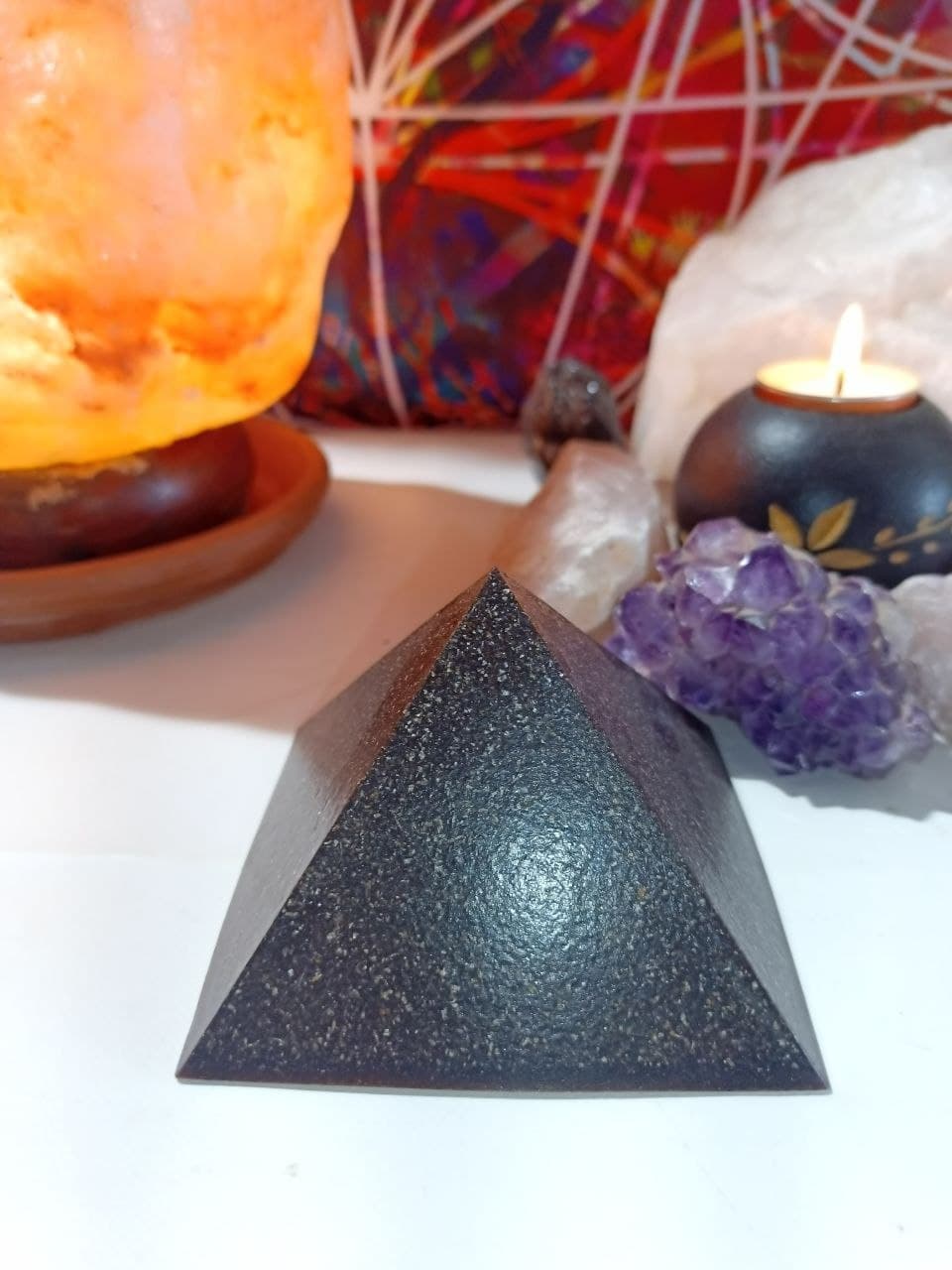 Orgonita VIRUTA DE HIERRO Pirámide Grande 4 lados