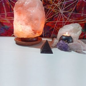 Orgonita VIRUTA DE HIERRO Pirámide mediana 4 lados