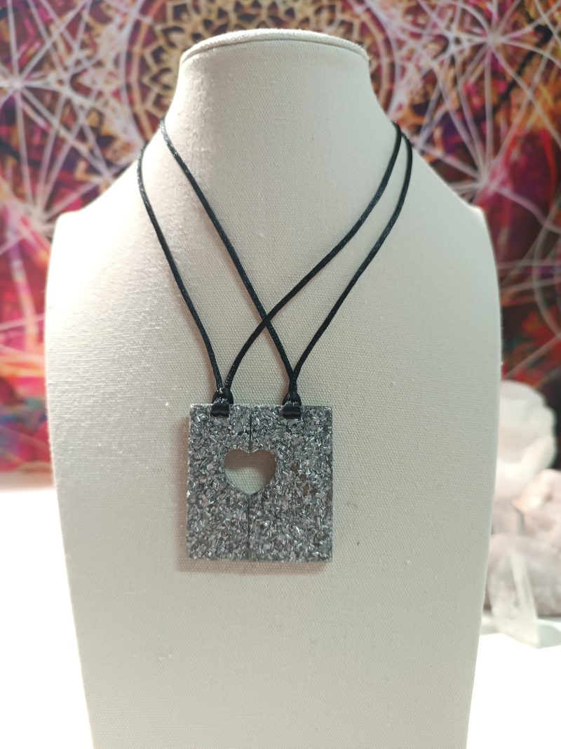 Orgonita / Electronite colgante corazón divisible