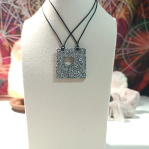 Orgonita / Electronite colgante corazón divisible