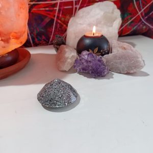 Orgonita / Electronite Pirámide formato Diamante mediana