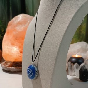 Orgonita / Electronite Colgante o llavero Chakra Tercer Ojo formato Semiesfera