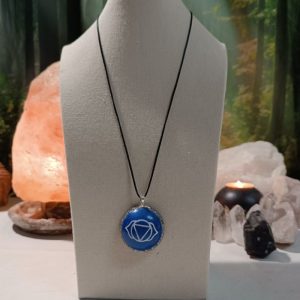 Orgonita / Electronite Colgante o llavero Chakra Tercer Ojo formato Semiesfera