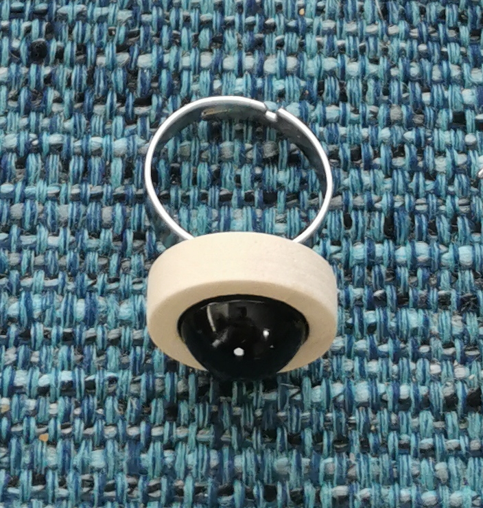 Colgante, pendientes y anillo de Shungita en madera 2 Colores - Imagen 6