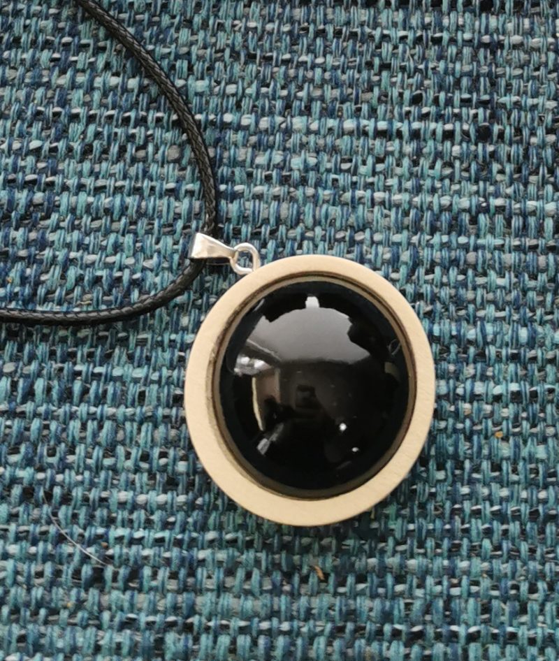 Colgante, pendientes y anillo de Shungita en madera 2 Colores - Imagen 4