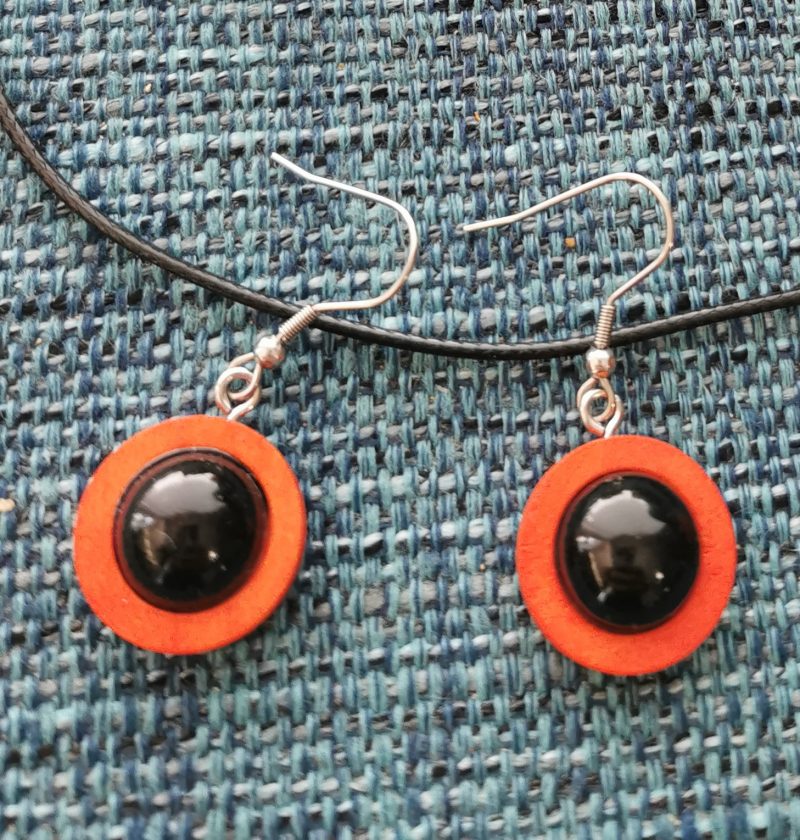 Colgante, pendientes y anillo de Shungita en madera 2 Colores - Imagen 8