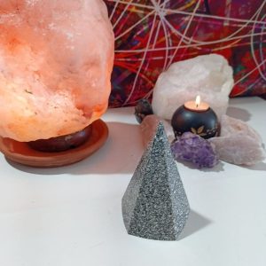 Orgonita / Electronite Pirámide formato Pentagonal