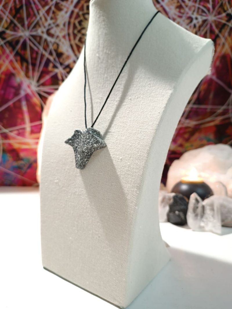 Orgonita / Electronite Colgante Hoja en Punta - Imagen 2