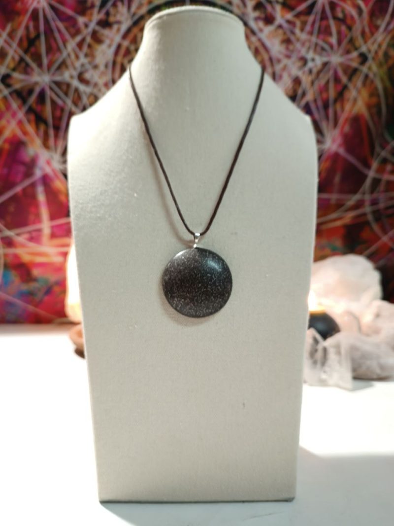 Orgonita VIRUTA PEQUEÑA DE HIERRO colgante Semicírculo Grande - Imagen 2