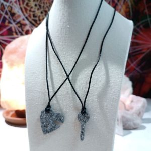 Orgonita / Electronite Colgante corazón y llave
