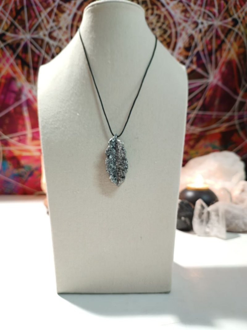 Orgonita / Electronite Colgante Hoja Alargada con Picos - Imagen 2