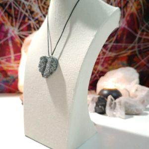 Orgonita / Electronite Colgante Hoja Corazón