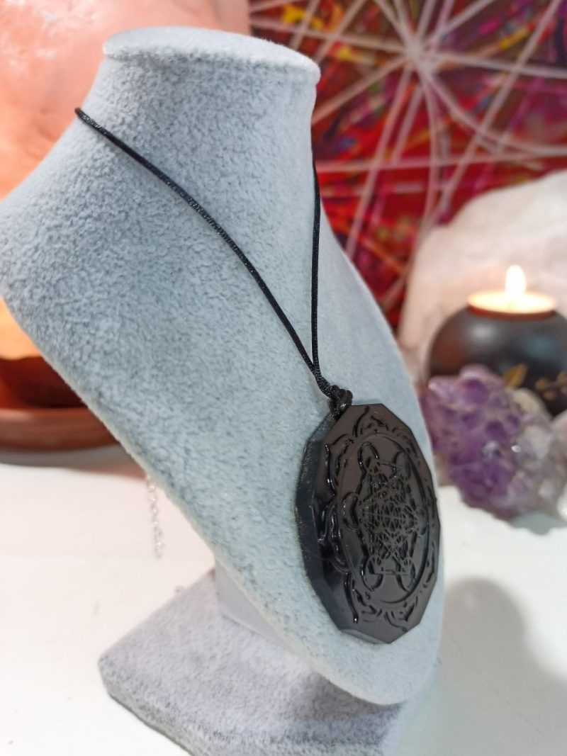 Colgante Orgonita formato Metatrón de Magnetita - Imagen 3