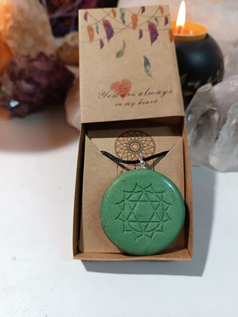 Orgonita / Electronite Colgante o llavero Chakra Corazón o Cardíaco - Imagen 6
