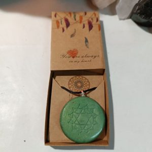 Orgonita / Electronite Colgante o llavero Chakra Corazón o Cardíaco