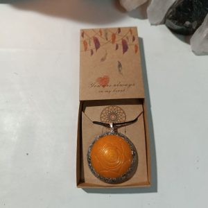 Orgonita / Electronite Colgante o llavero Chakra Sacro formato Semiesfera