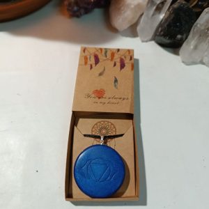 Orgonita / Electronite Colgante o llavero Chakra Tercer Ojo formato Semicírculo