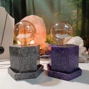 Lámpara mesita formato HEXAGONAL Orgonita / Electronite