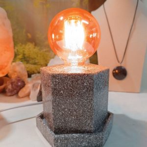 Lámpara mesita formato HEXAGONAL Orgonita / Electronite